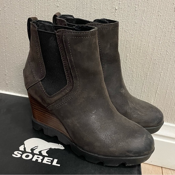 Sorel Joan Uptown Chelsea Bootie Boots in ‘Blackened Brown’ Size 6 - Picture 2 of 7
